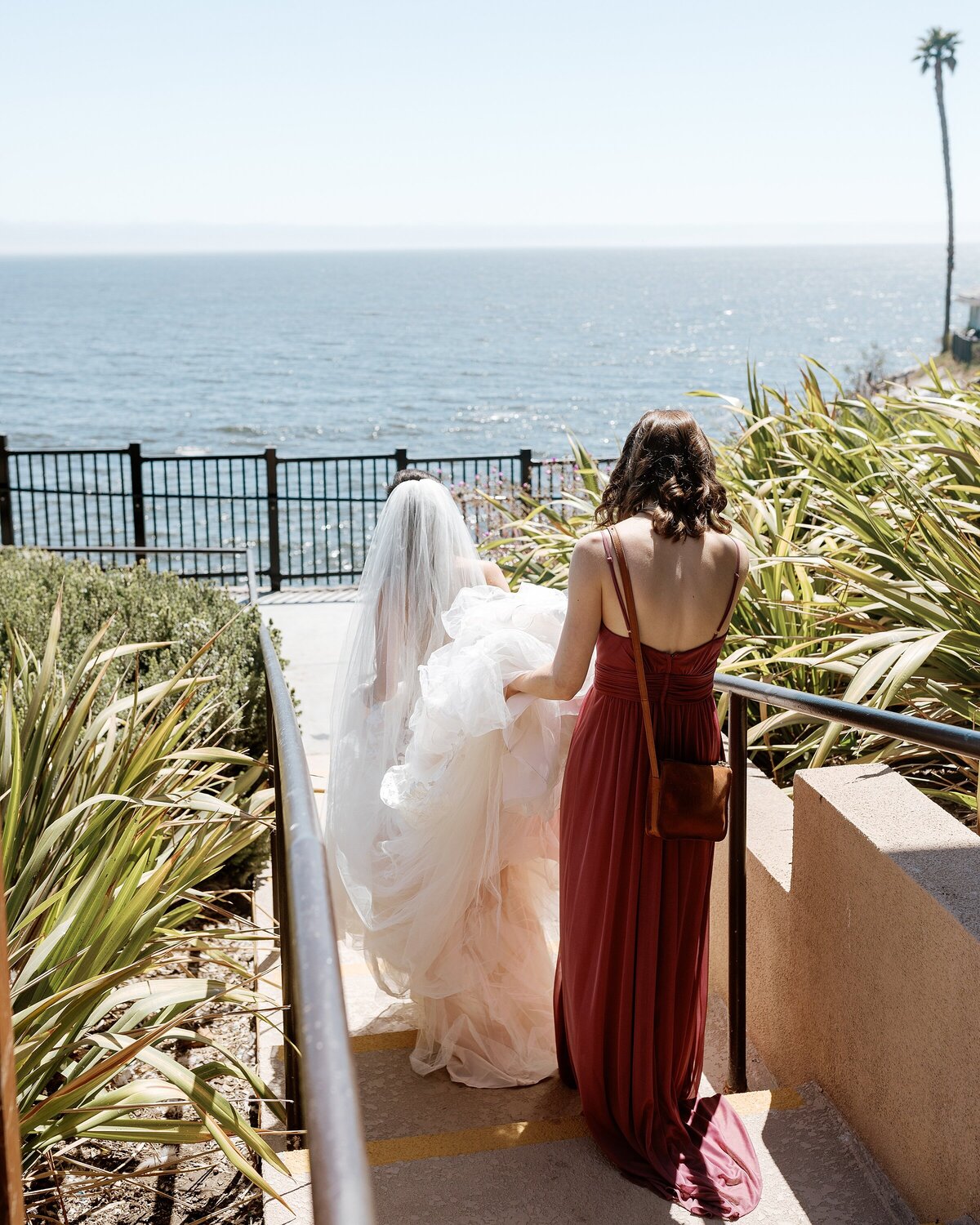 2022.07.16 Gabi and Chris Wedding_Pismo_Bethany Picone Photography_01 Getting Ready-110