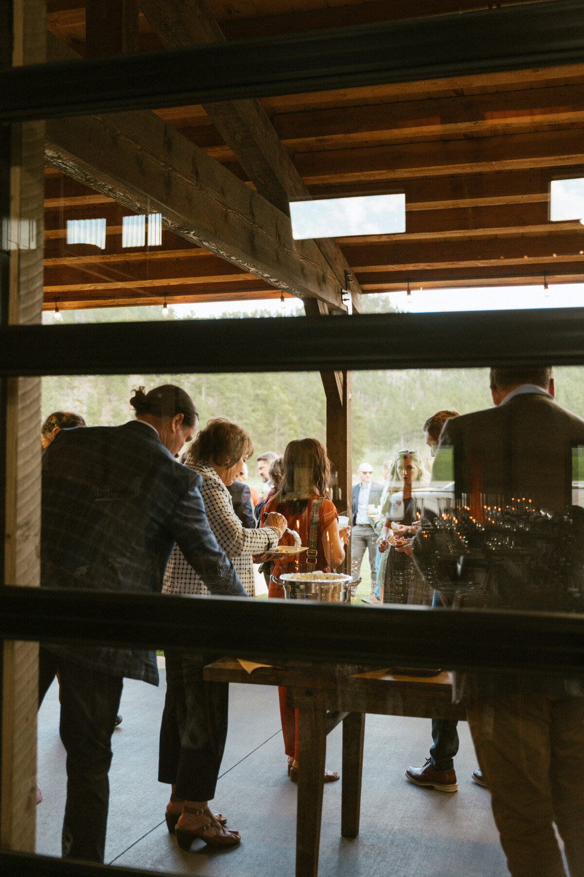 grand-rapids-wedding-photographerTaylorJoelWedding-1281