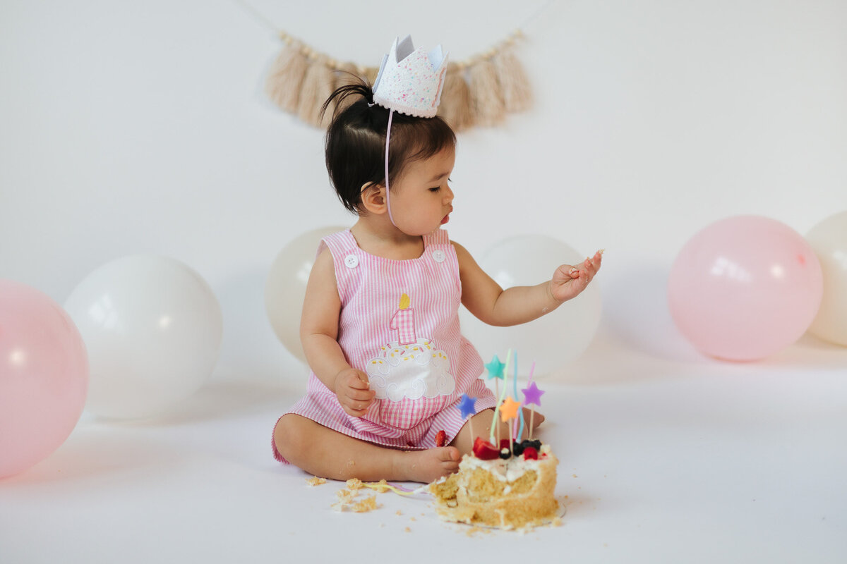 Bellevue-WA-cake-smash-photography-13