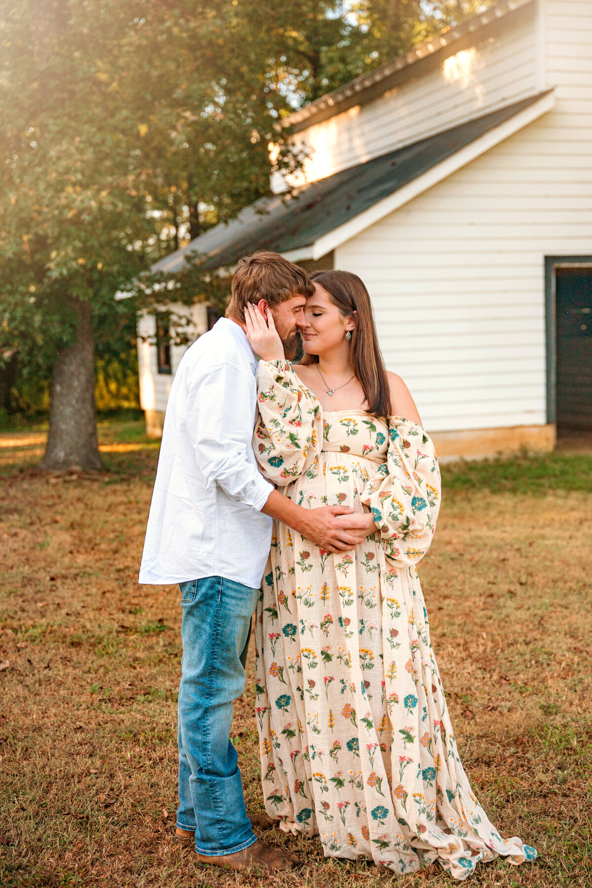 Golden Clover Photography - Maternity Shoot at the Farm-72 copy