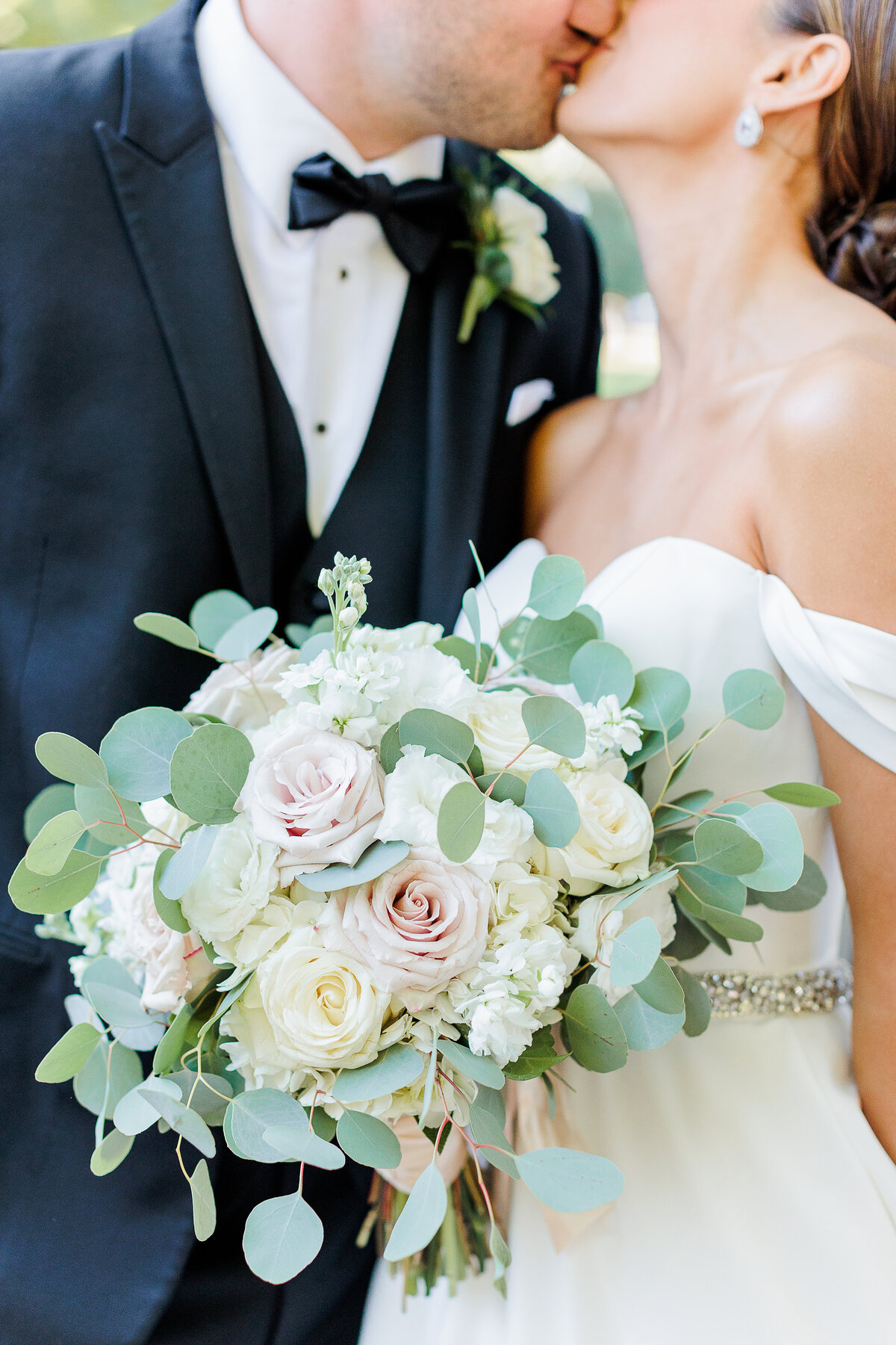 St. Louis wedding and engagement photographer