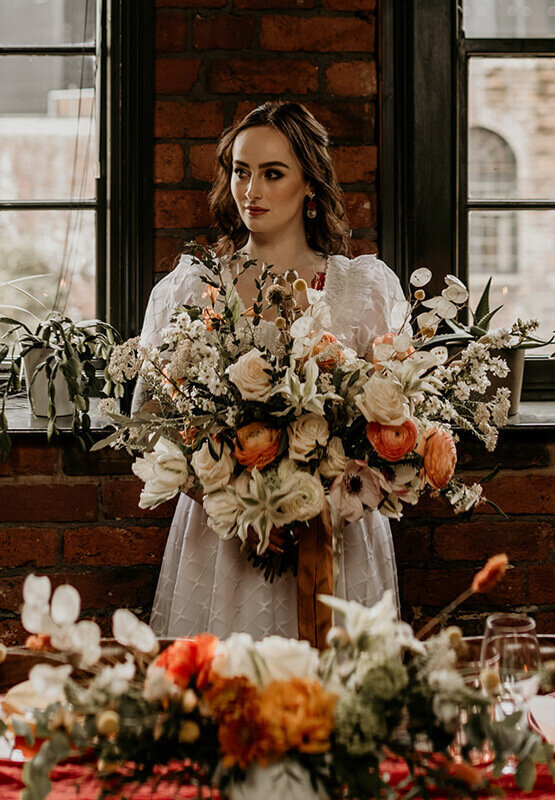 bride flowers chimney hse