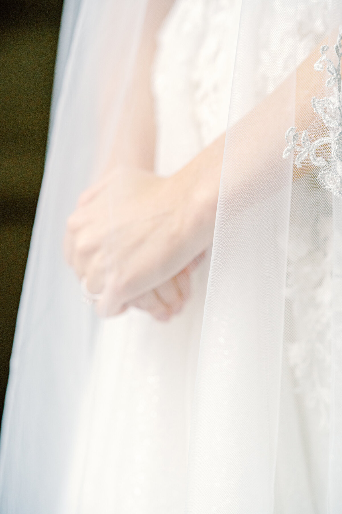 Bridal session at Château Bouffémont photographed by Lake Como Wedding photographer