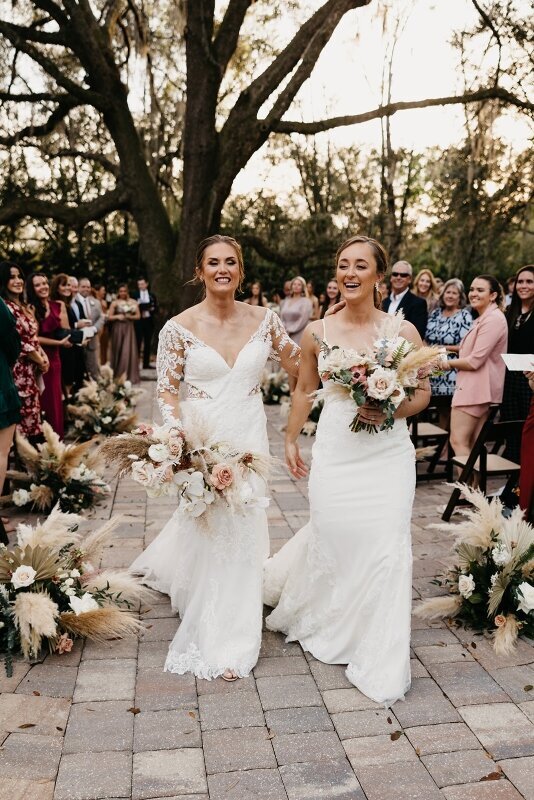 Kelsey_Draven_Wearethebowsers-382_websizeSameSexBohoFlorals
