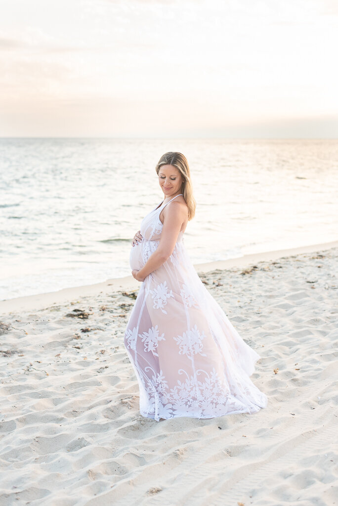 Beach maternity session at sunset |Sharon Leger Photography || Canton, CT || Family & Newborn Photographer
