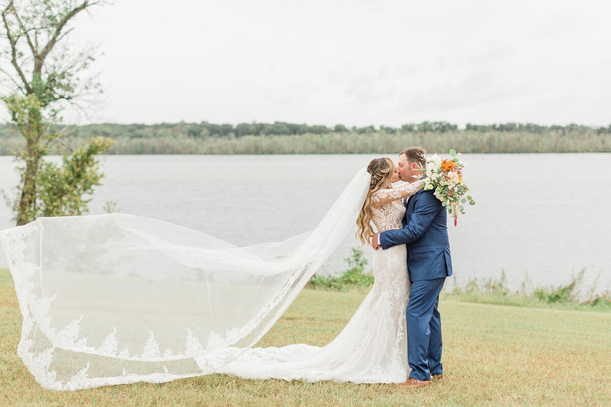 Rachel+Cody-Wedding-KingGeorge_KelseyMariePhotography-October2021--8