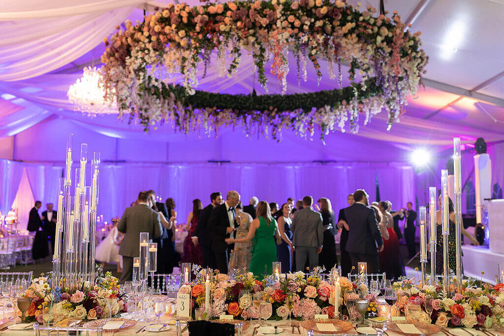 37-sewanee-mountain-wedding-chapel-modern-vintage-events