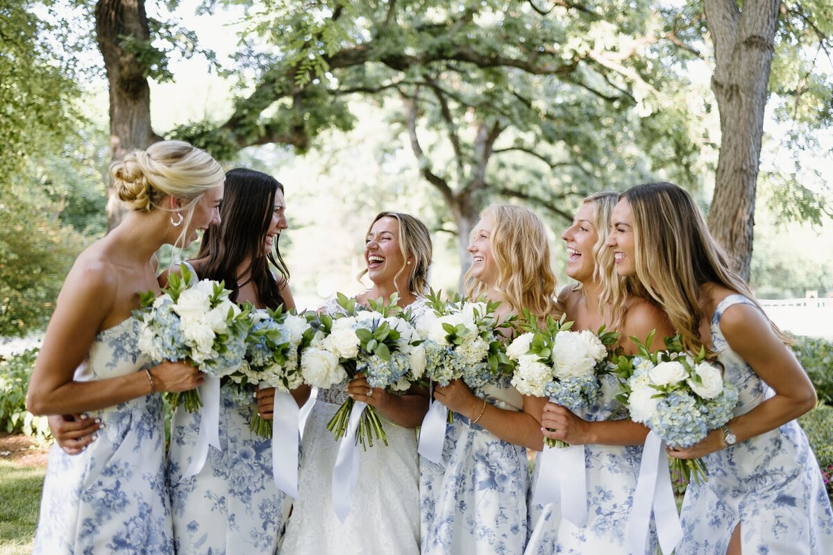 Nichole-Babiez-Photography-Dunham-woods-Geneva-Illinois-Wedding-luxury-editorial-timeless-modern-candid-bride-inspiration-chicago-photographer--60