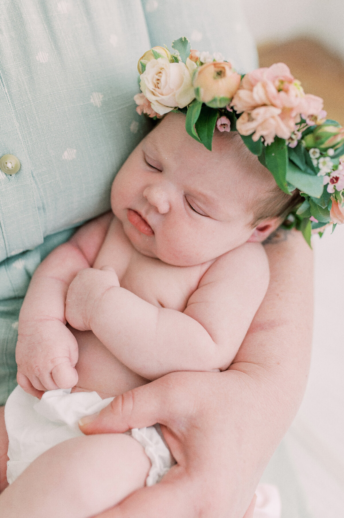 Newborn with flower crown-1
