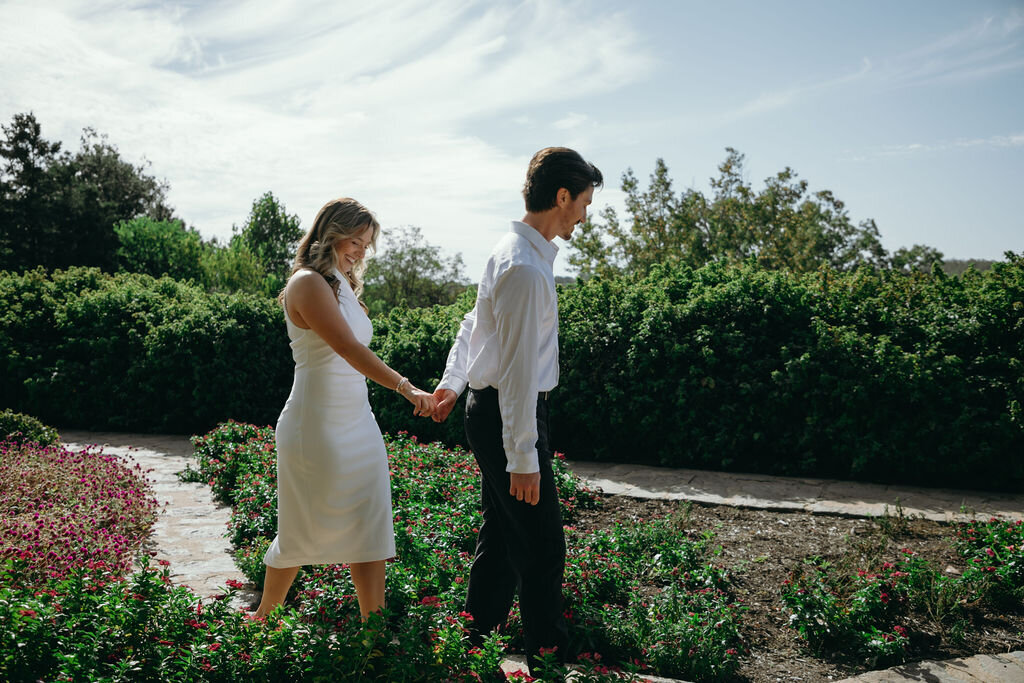 meredith-michel-photography-editorial-floral-path-portraits-richmond-va