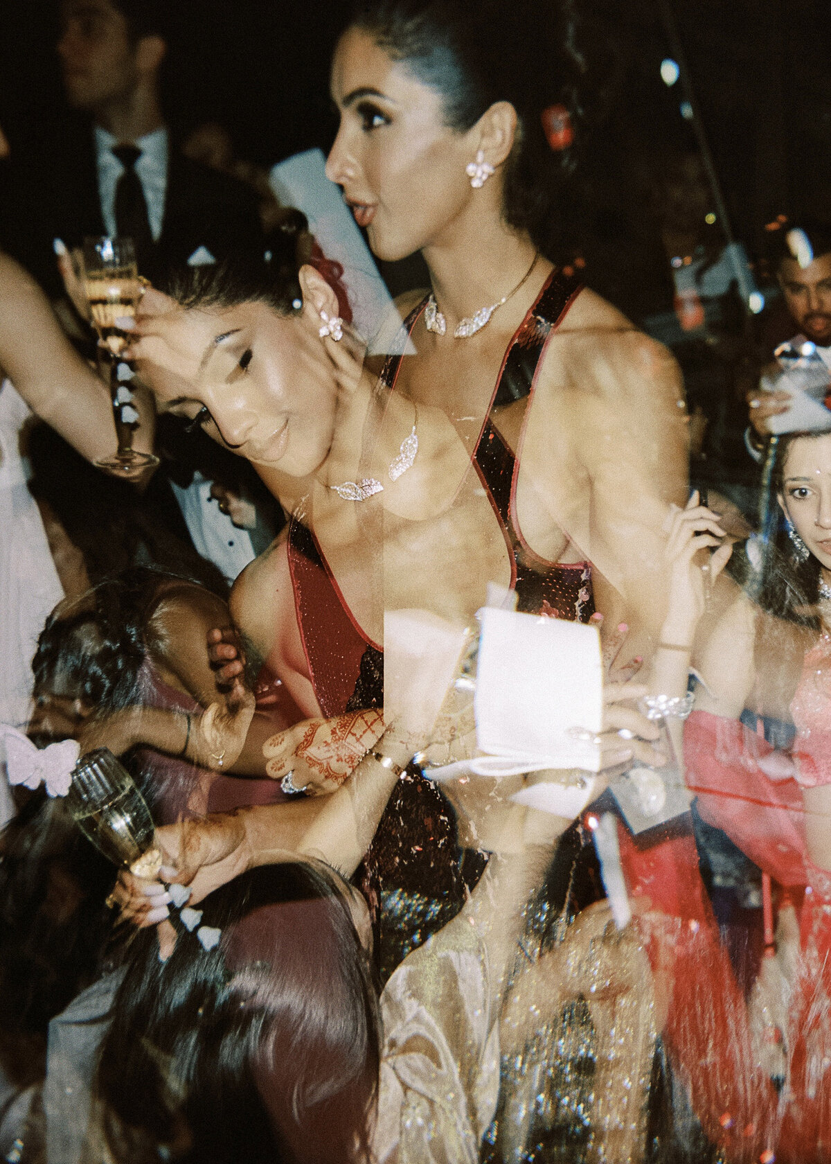 SANIHA+SATYU-FILM-PREVIEWS0032