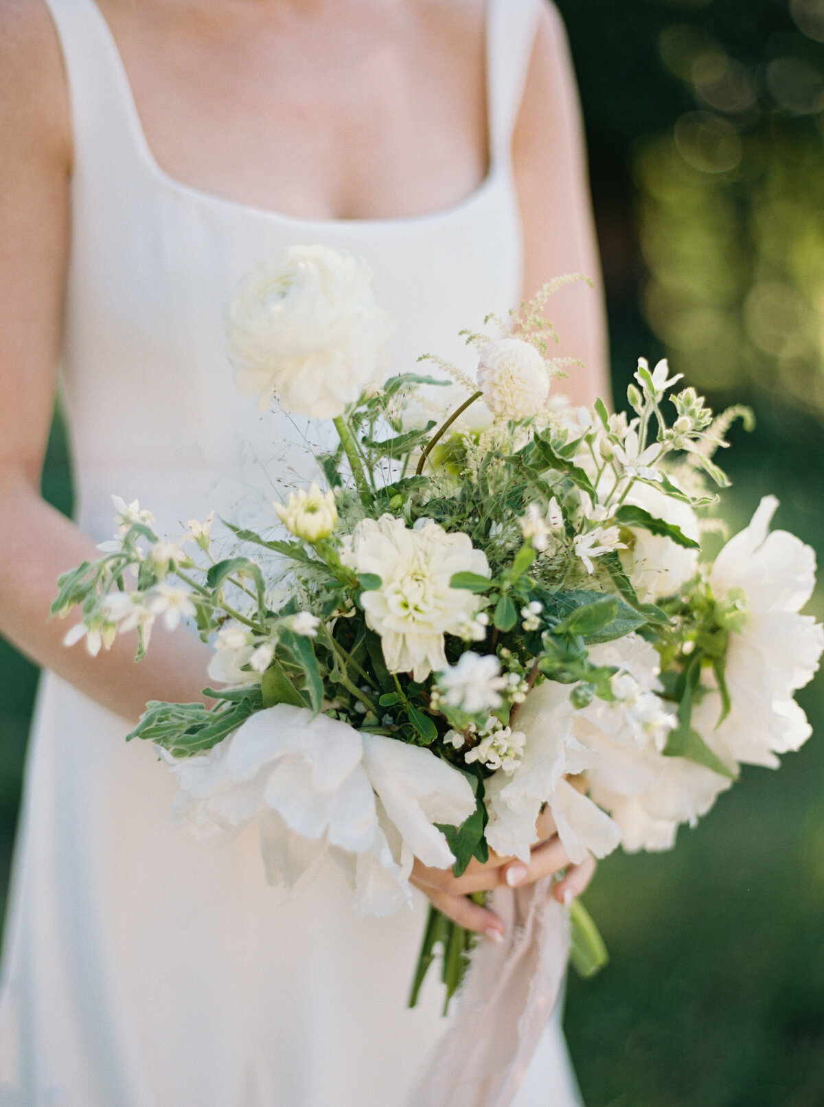 Bloomsbury-Farm-Wedding-Bridal-Bouquet-Fall