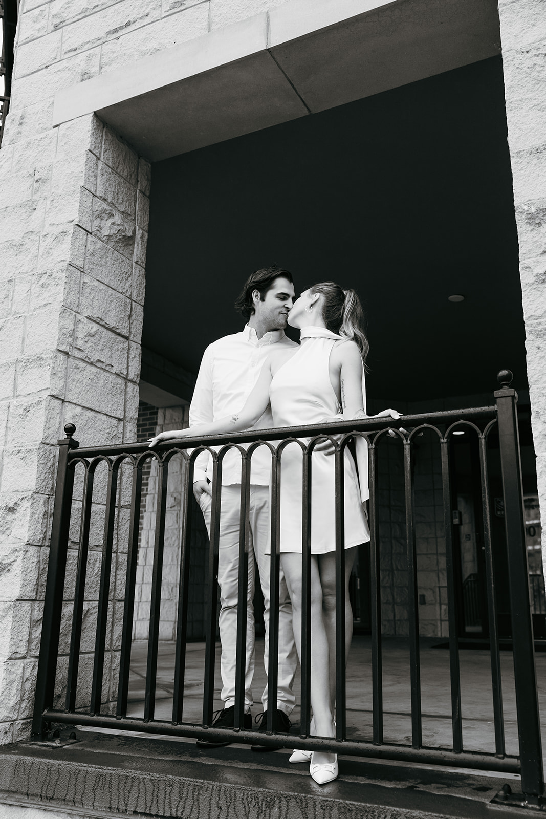 Minnesota wedding photographer capturing playful, true-to-life love stories across Minneapolis, St. Paul & Duluth. Relaxed, timeless photos for real couples.