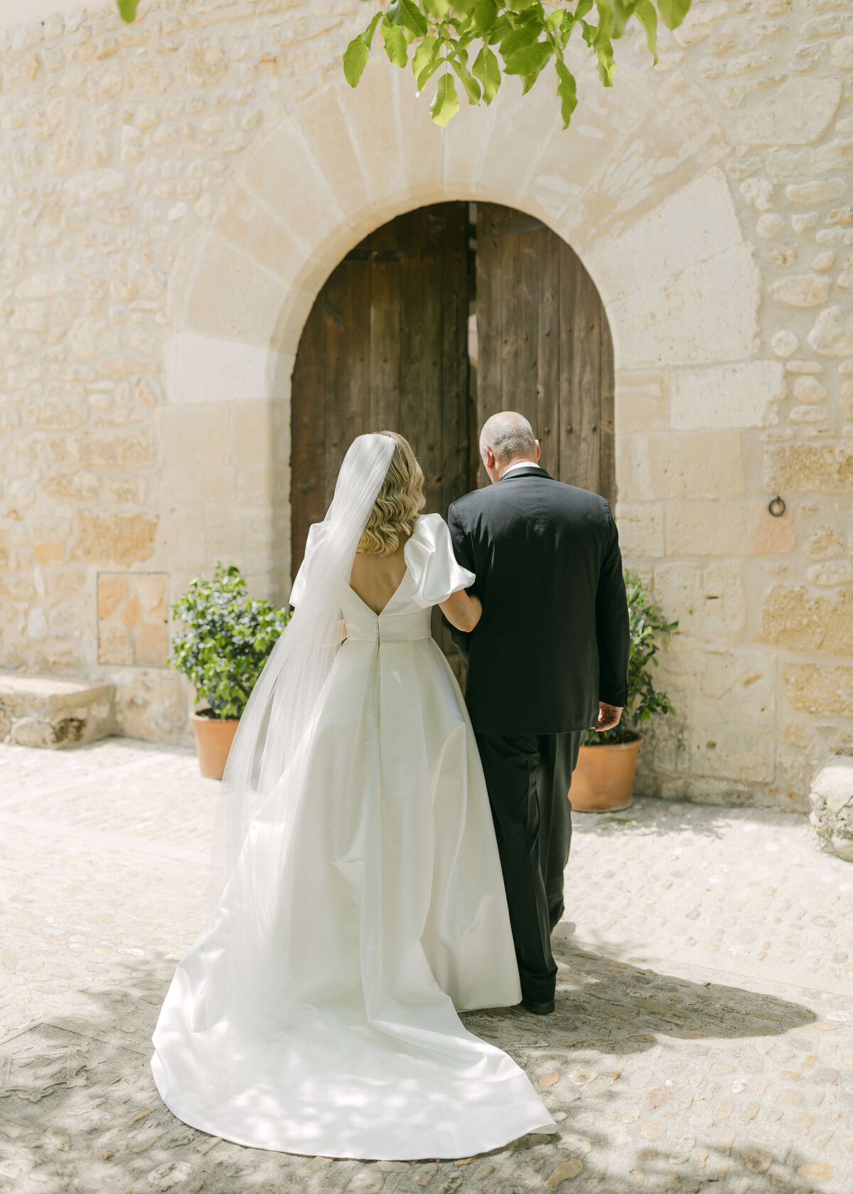 Georgina-James-Wedding-Fuentespalda-Chloe-Lowe-Photography-144