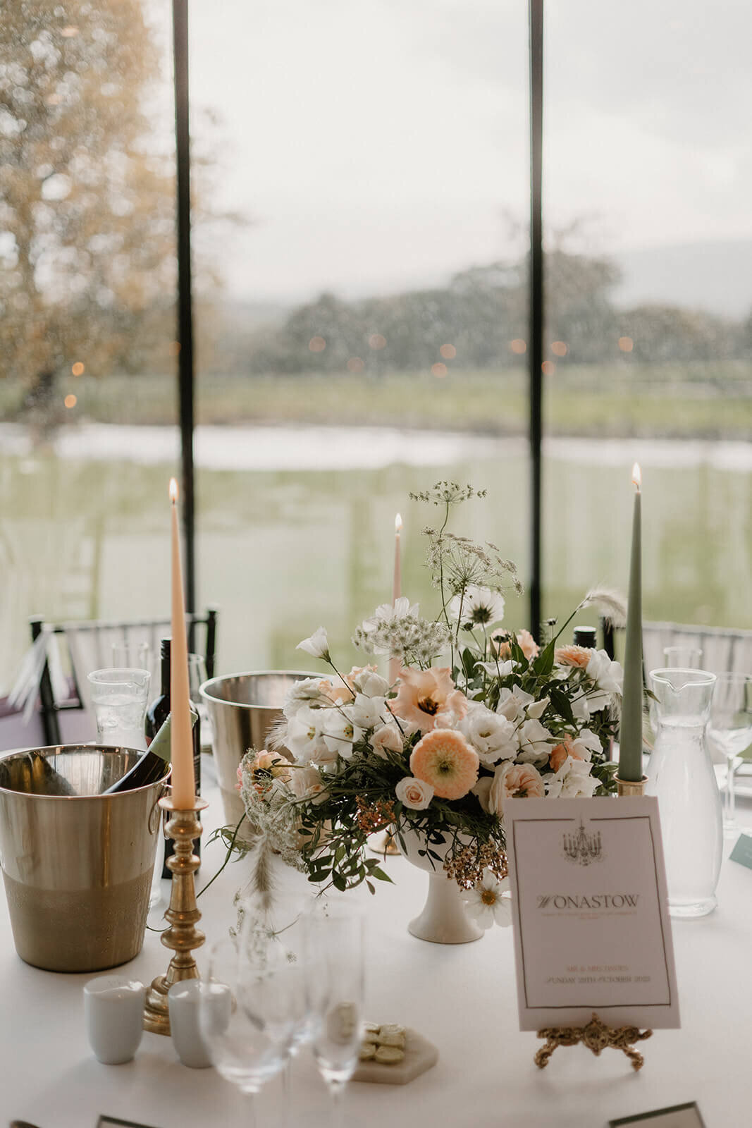 Issy-and-Bella-Floral-Design-Wedding-Florist-Herefordshire-Sant-Ffraed-House21