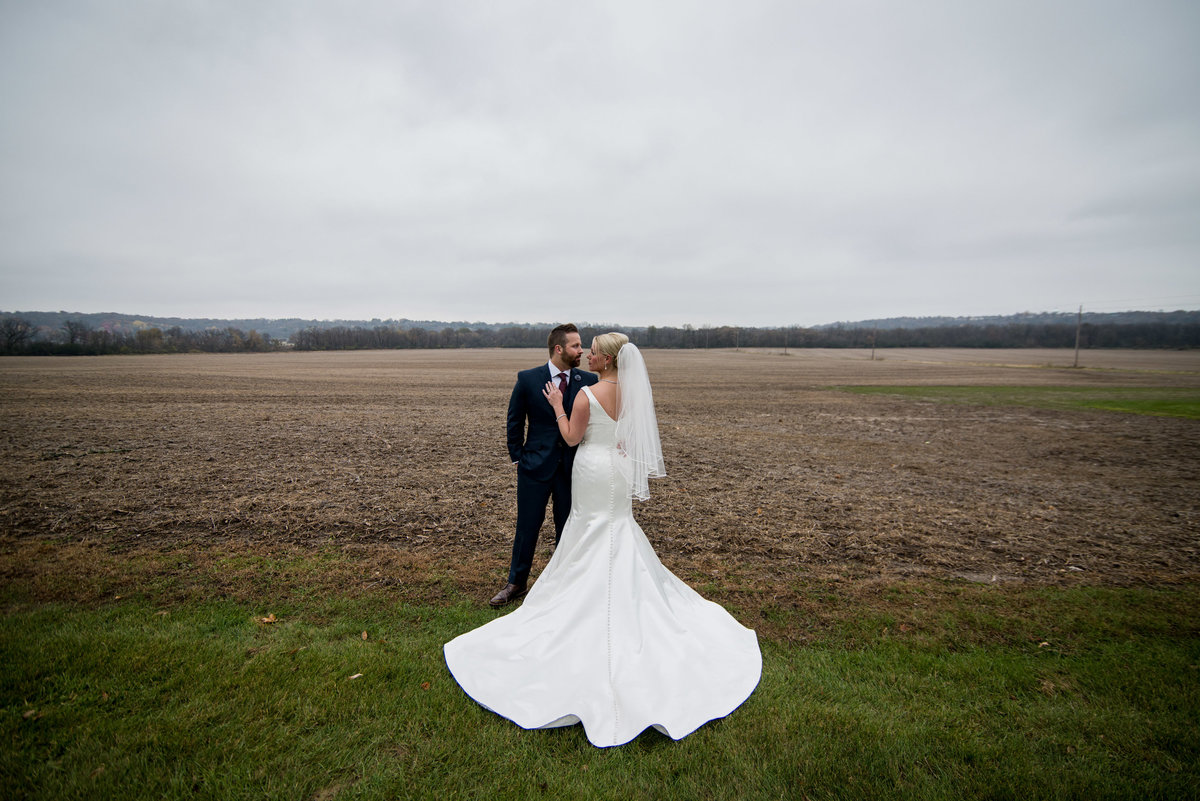 Amanda & Luke - Minnesota Wedding Photography - Mayowood Stone Barn - Rochester - RKH Images - Portraits (29 of 252)