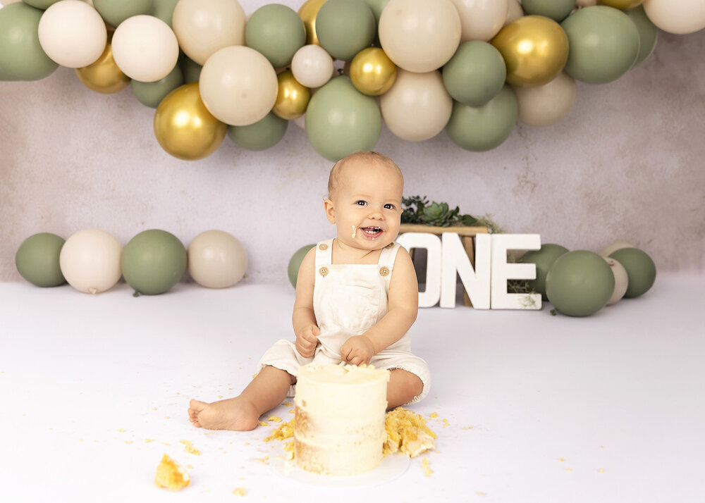 FIRST_BIRTHDAY_CAKE_SMASH_PERTH38