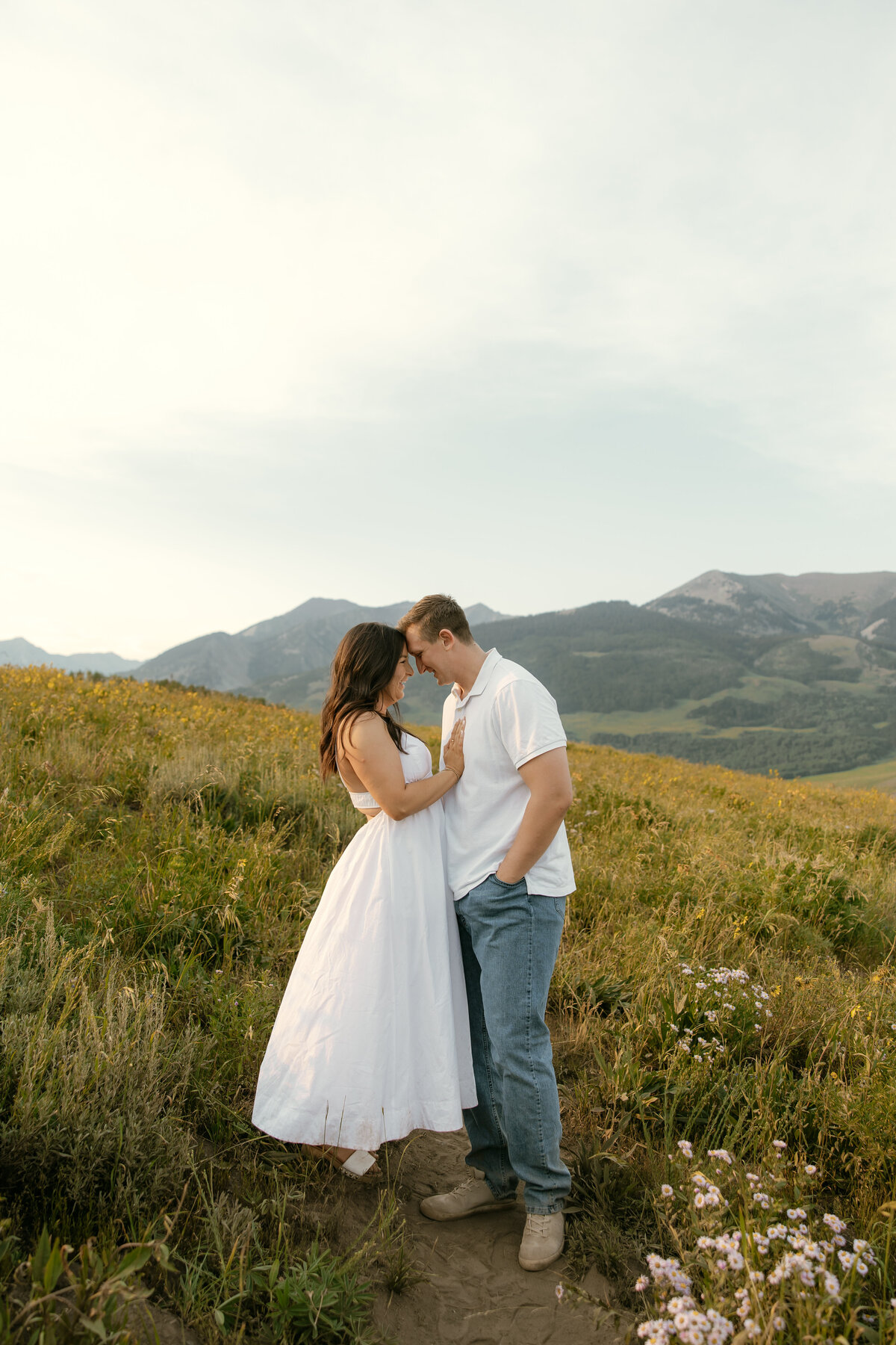 Abigail Anne Photography Colorado and Chicago Wedding and Couples Photographer — Portfolio Featured Story — Emily and Kayne's Engagement 13