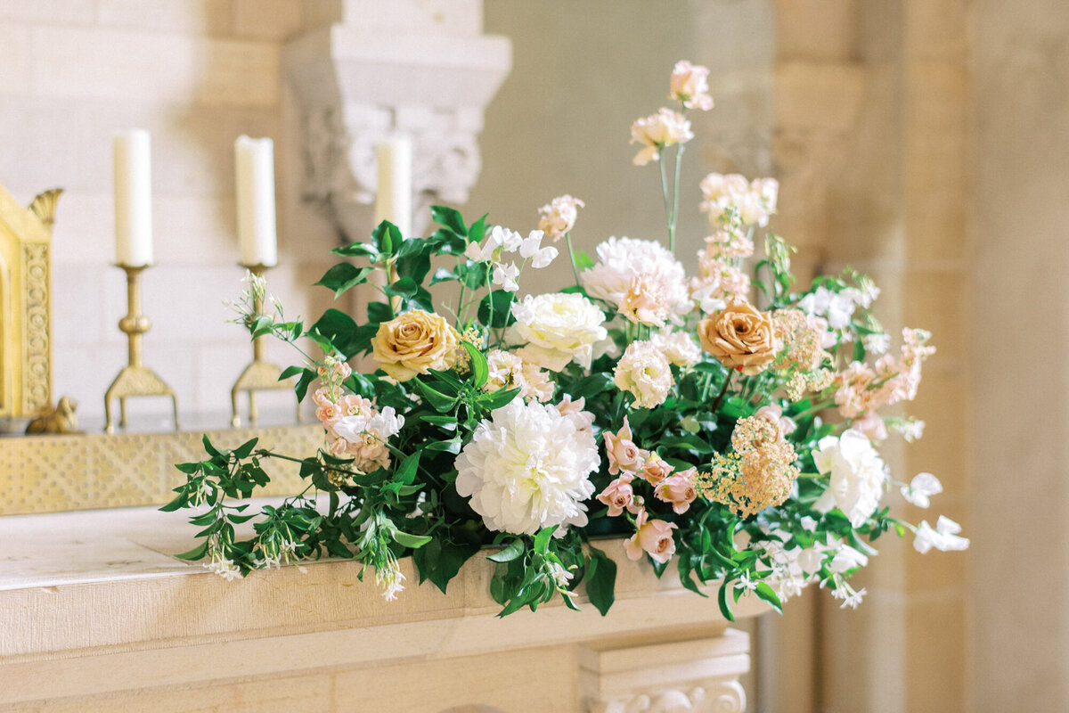 Maïlys Fortune Photography Husband Wife Wedding Weddings Photography France Switzerland Italy Timeless Dreamy Imagery Bilingual French English Destination Weddings Destination Wedding Provence French Riviera Paris Lake Como Tuscany54