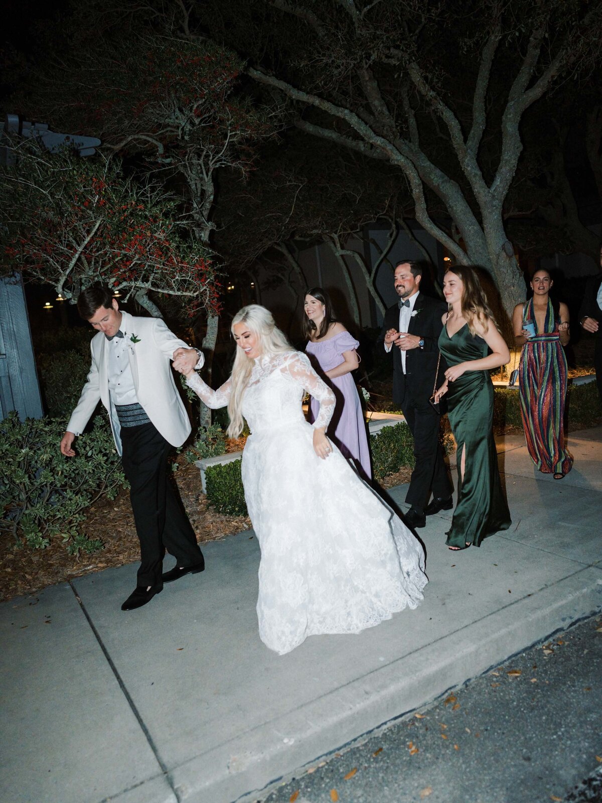 figure-eight-island-yacht-club-wedding-110