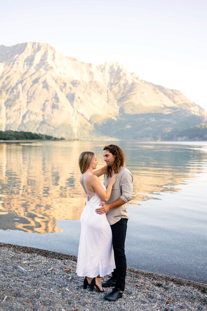 Waterton engagement session by Andrea De Groot Images, vibrant and joyful wedding photographer in Lethbridge, Alberta. Featured on the Bronte Bride Vendor Guide.