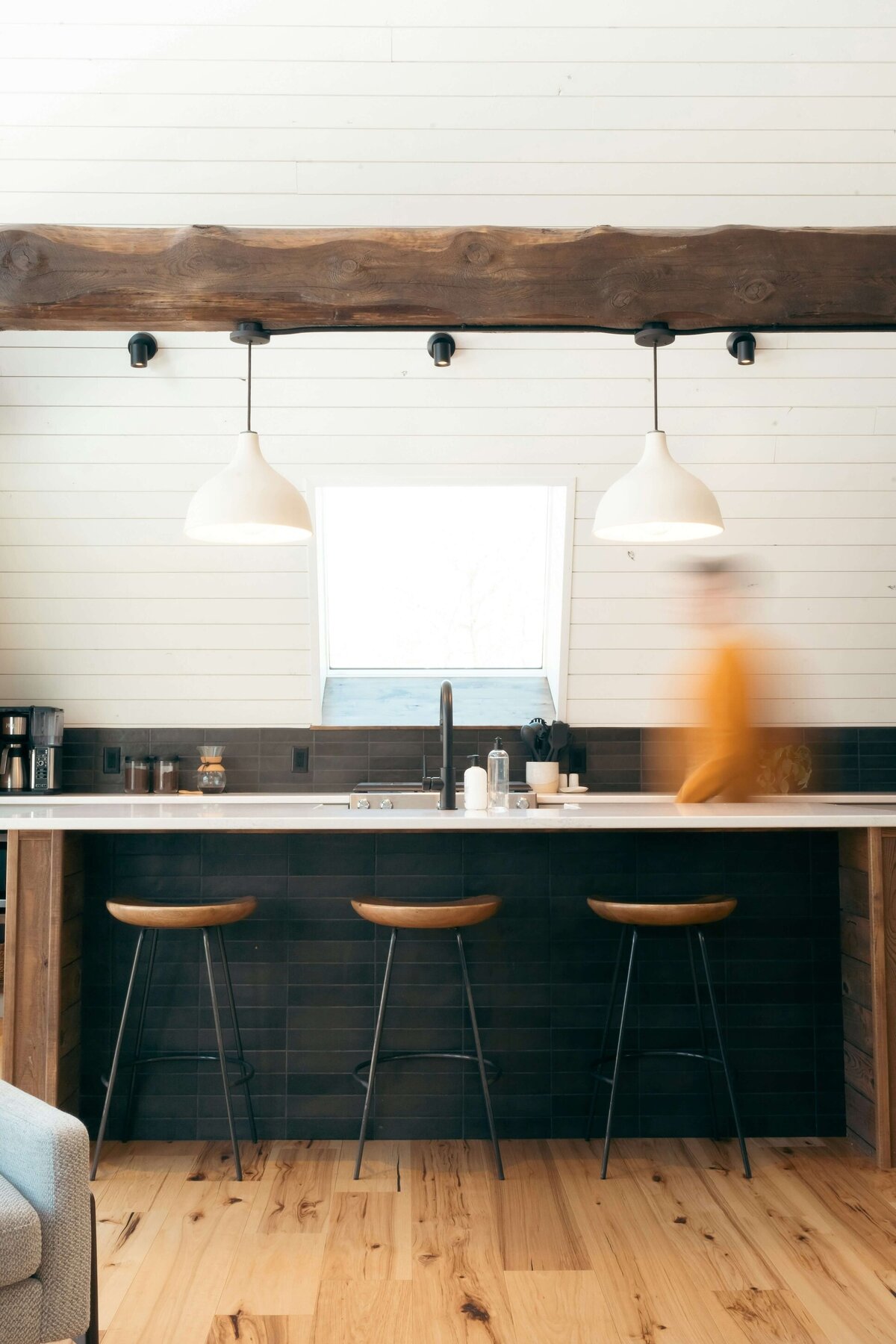hans-isaacson-MRvoaxmC-bY-unsplash