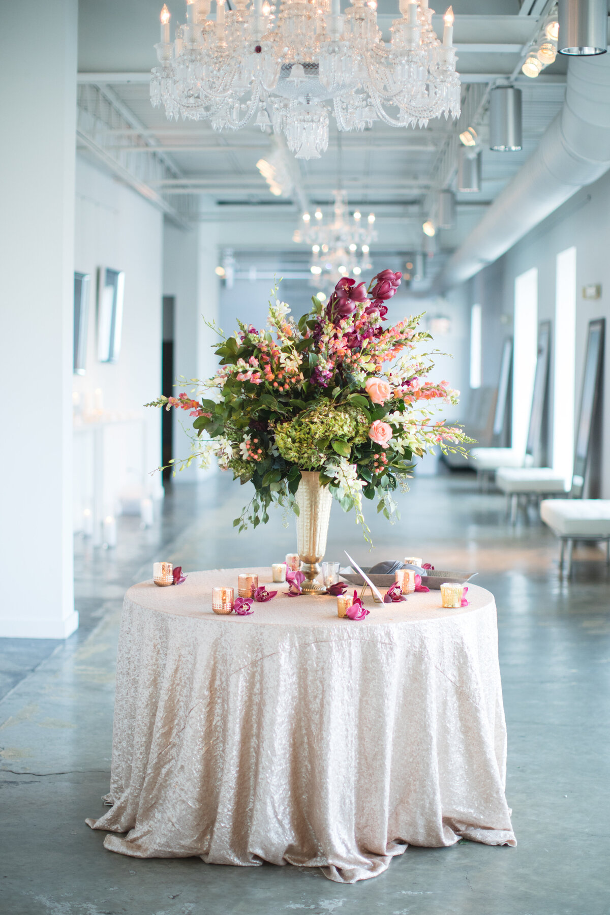 wedding-flowers-the-loading-dock-wedding-stamford-ct-enza-events