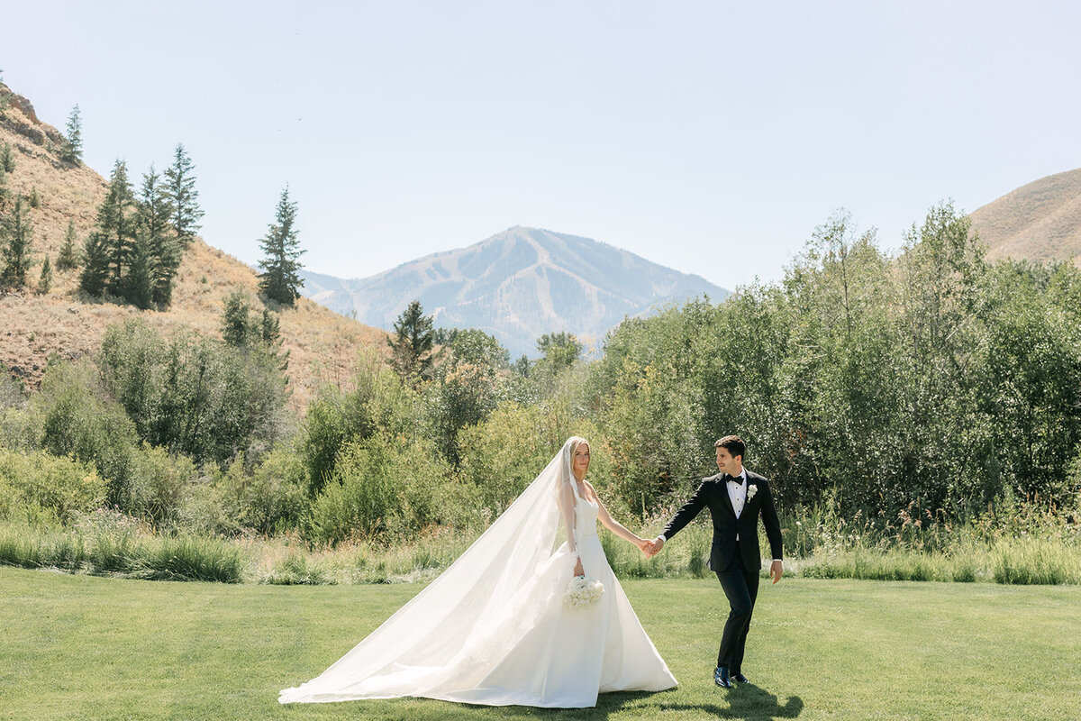 Charlotte&Sage(SneakPeeks)-59