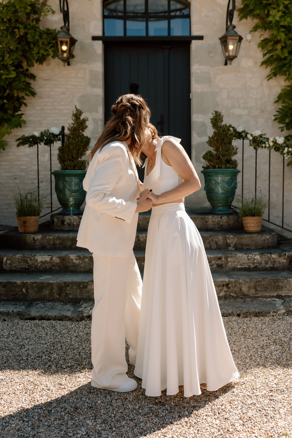 Kate&Kate_chateaudestpaul_francewedding_lauradeanphotography_dorsetweddingphotographer-30