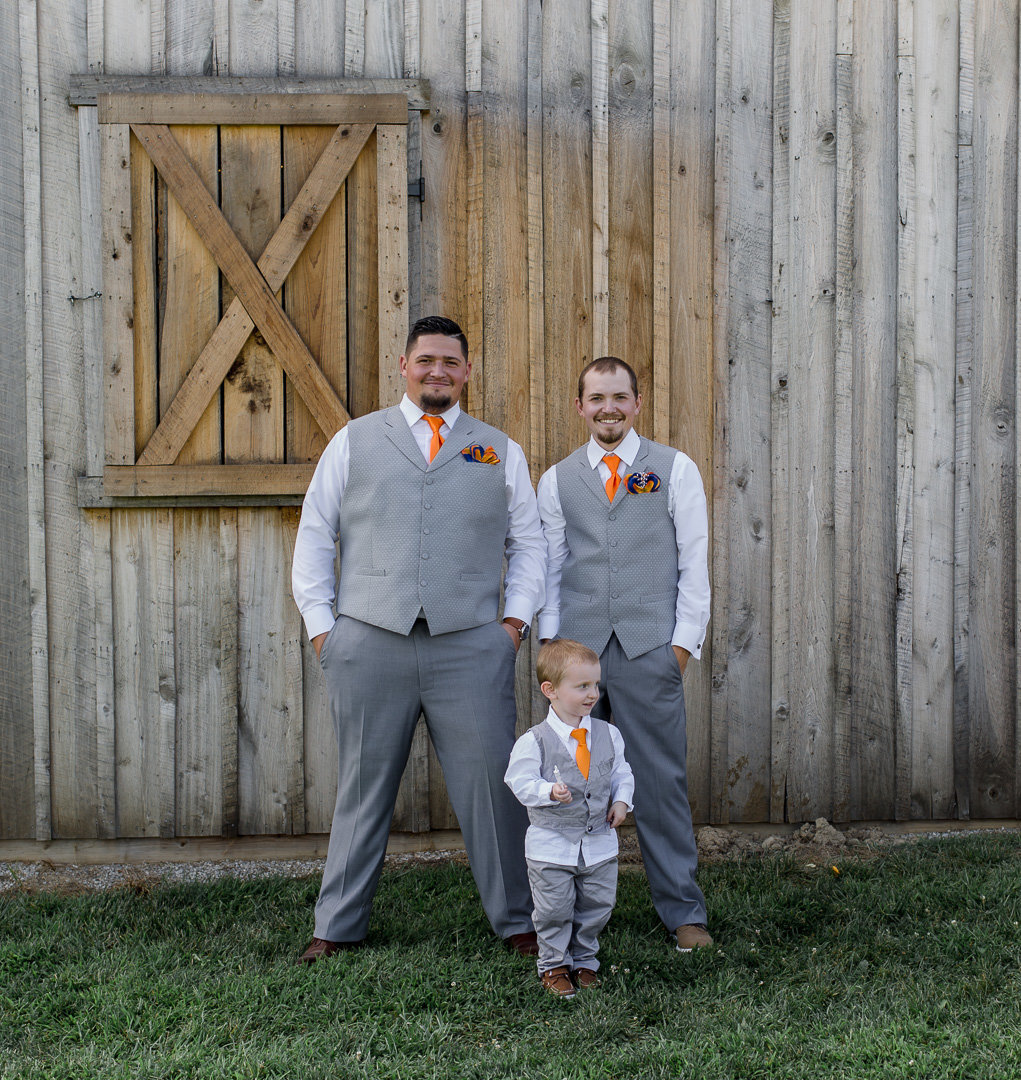 Rustic barn wedding0008