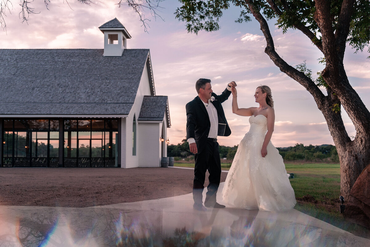 Elegant wedding photography showcasing love stories in Houston by Leo Spin