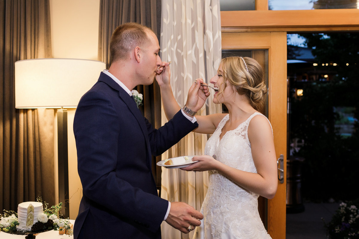 Woodinville-Wedding-Photographer-Willows-Lodge-105