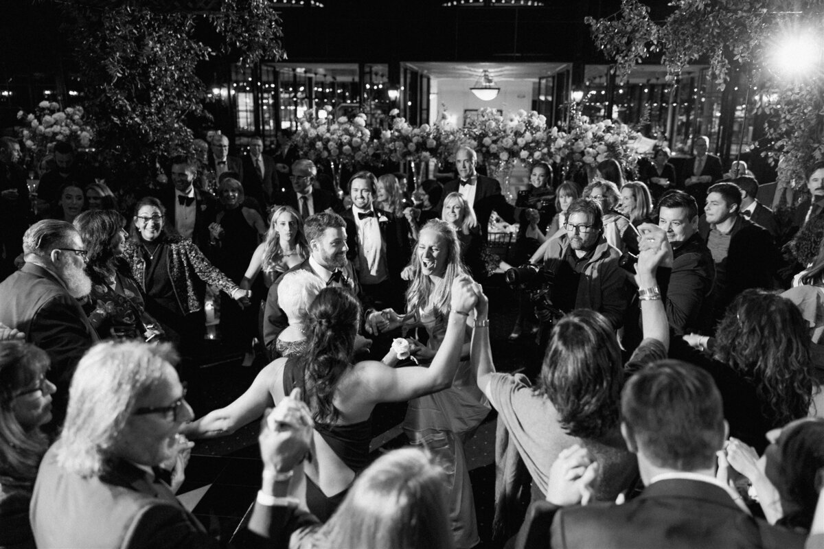 black-tie-wedding-classic-fun-vibes-shepherds-hollow-michigan-074