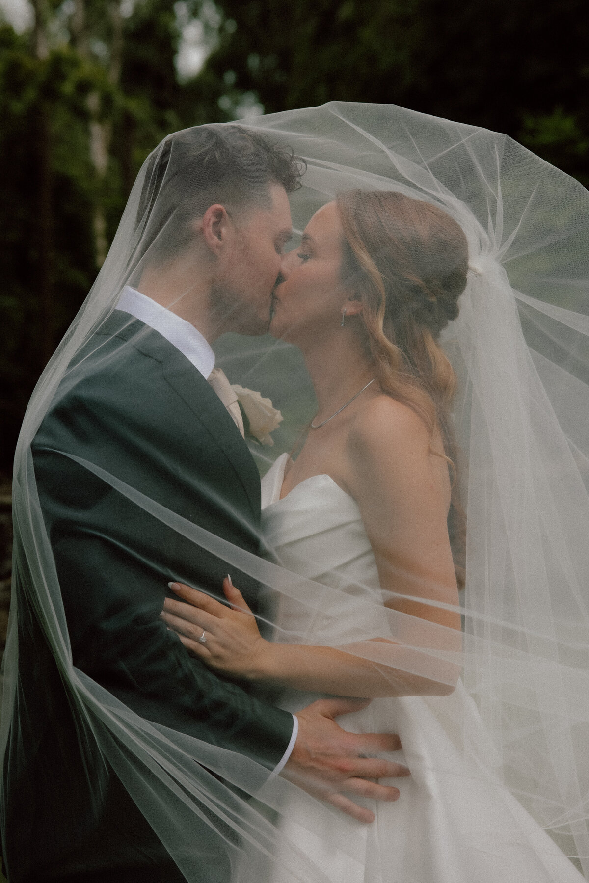 gabby-mike-buffalo-wedding-day-14