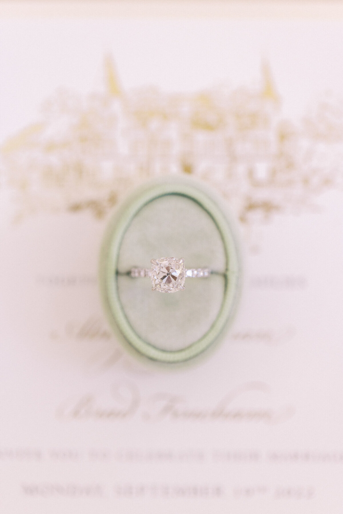 Maïlys Fortune Photography Husband Wife Wedding Weddings Photography France Switzerland Italy Timeless Dreamy Imagery Bilingual French English Destination Weddings Destination Wedding Provence French Riviera Paris Lake Como Tuscany20