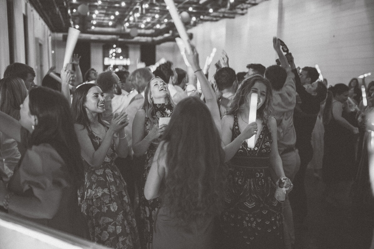 Katherine Horton Photography Christin & Lee Wedding Day Katherine's Favorites 279
