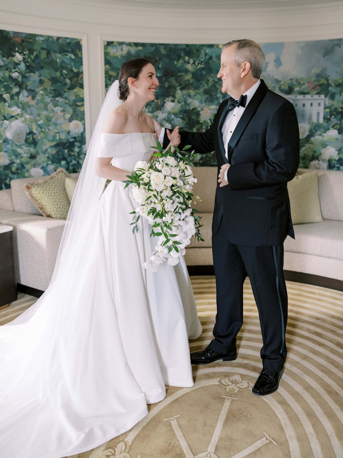 Danielle-Defayette-Photography-The-Willard-Wedding-DC-169