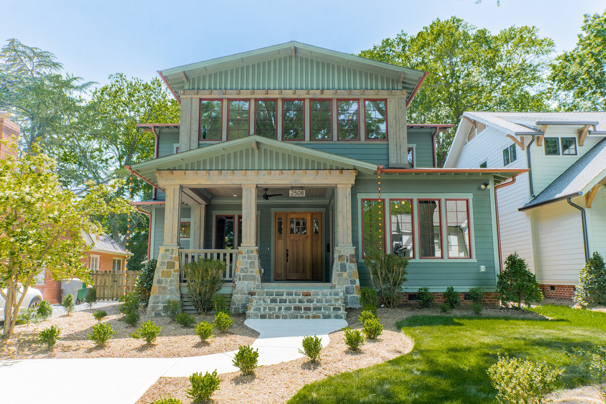 Craftsman Style Home Exterior Idea 