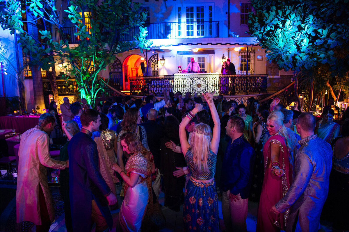 00019-mendhi-celebration-versace-mansion-miami-beach-chris-weinberg-events