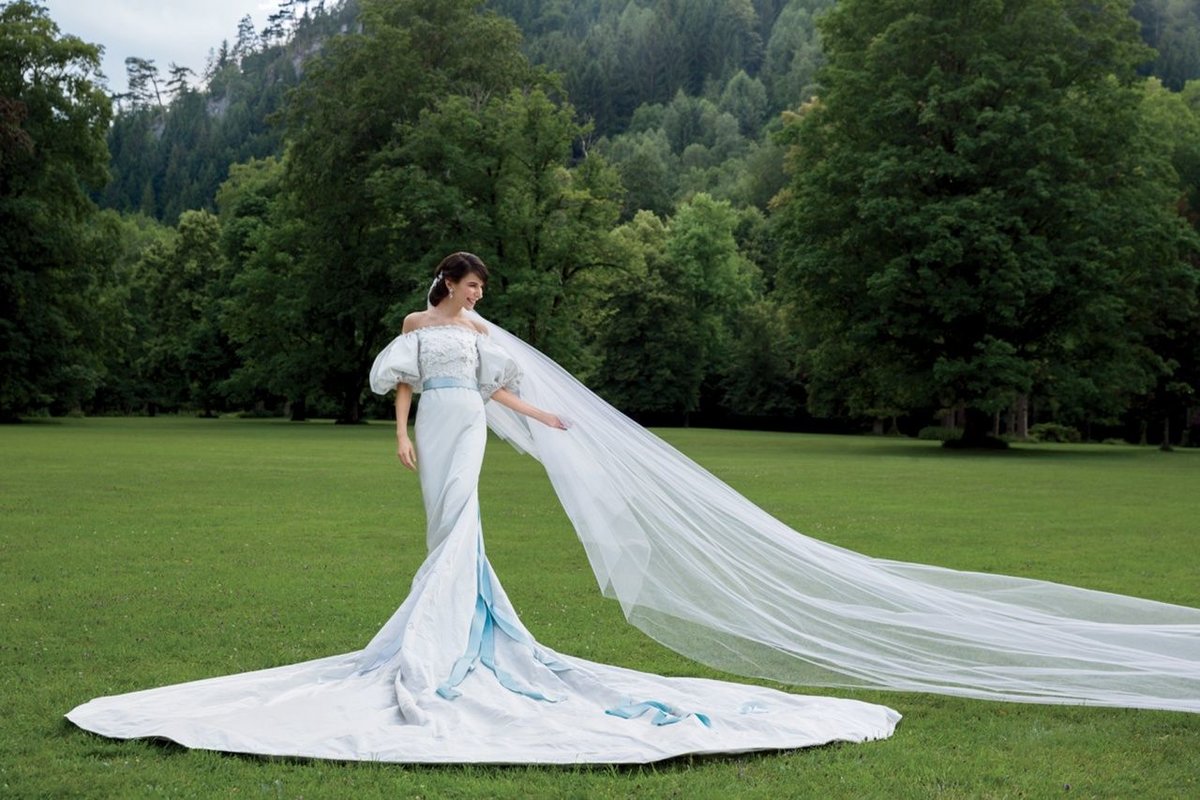 caroline sieber wedding gown iconic bridal look