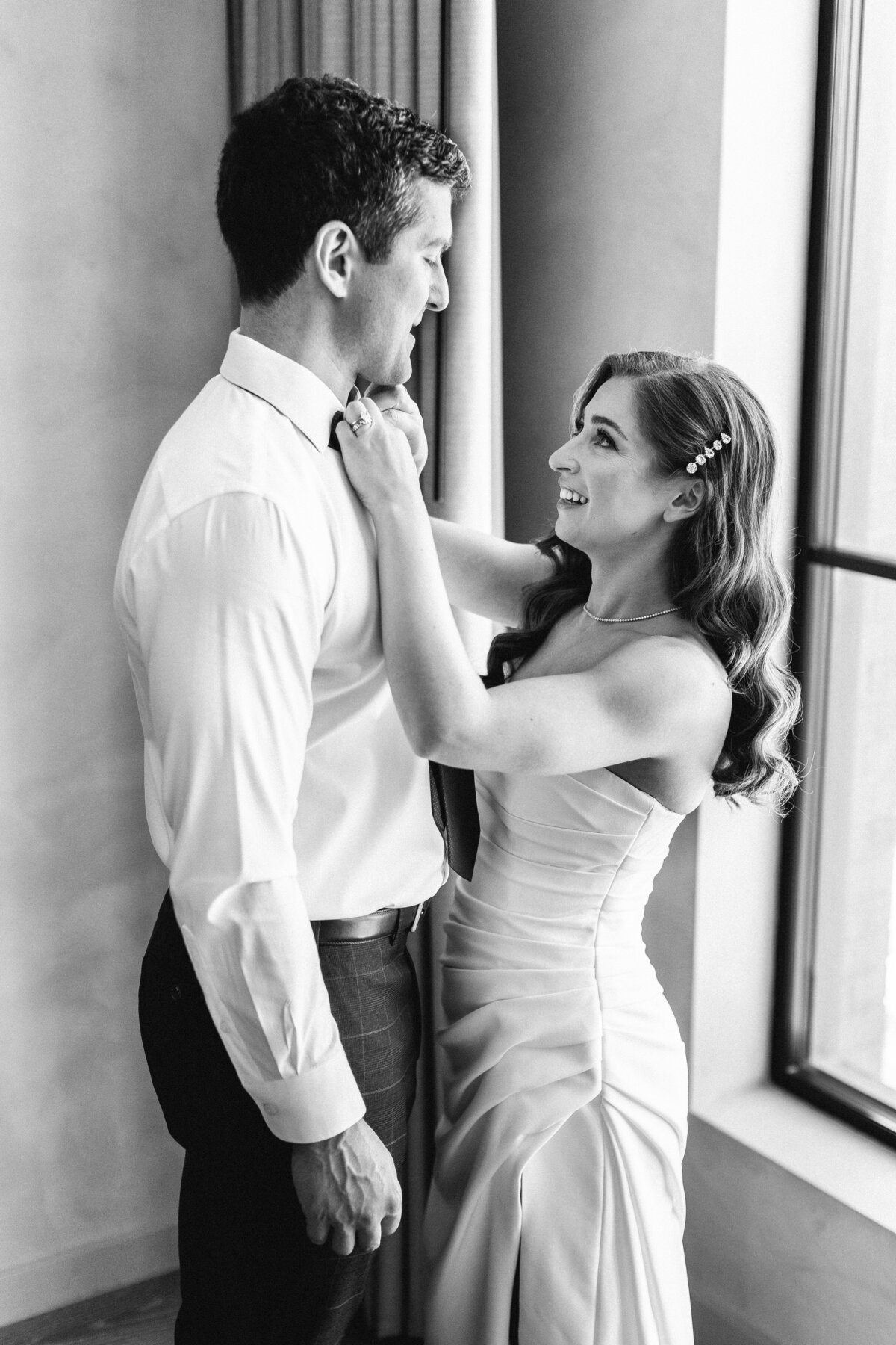 alex-jeremy-wedding-weekend-previews-27