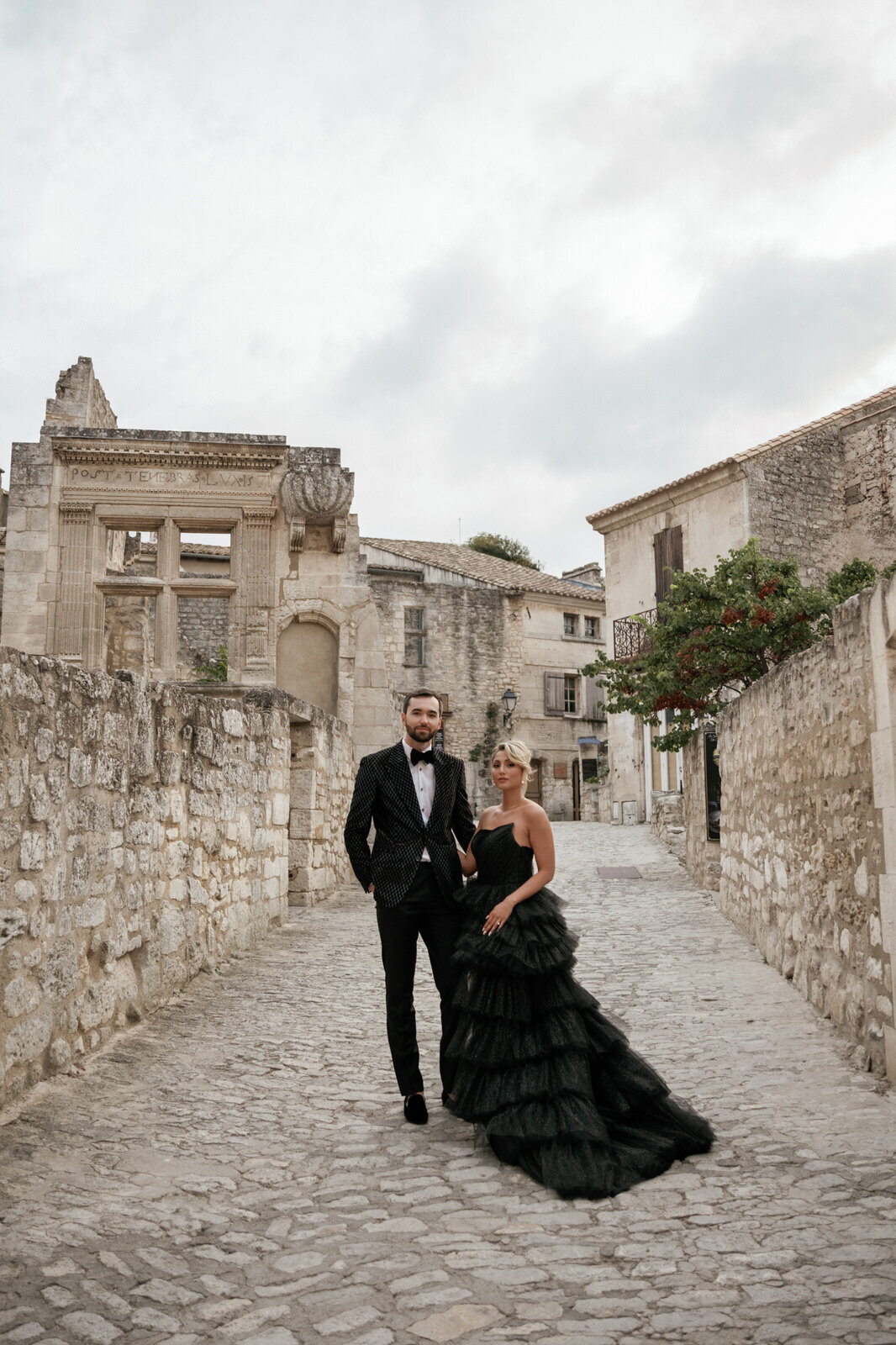 Flora_And_Grace_Baux_De_Provence_Editorial_Wedding_Photographer (183 von 876)