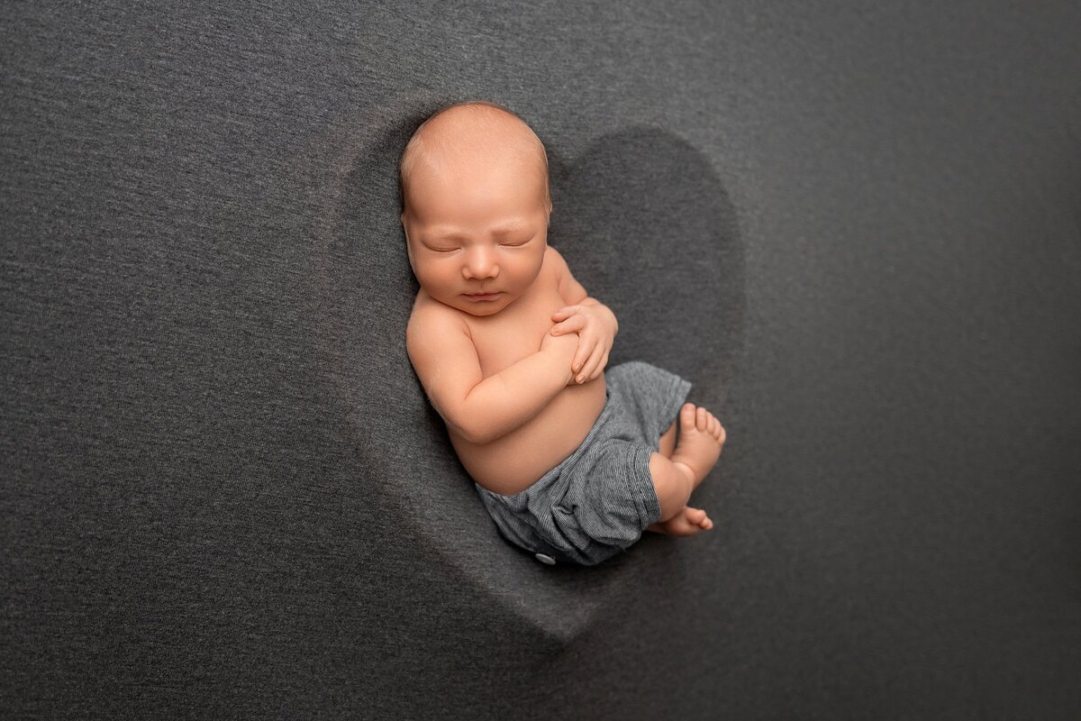 07_24_2024_JamieHuntNewborn-studio-197_WEB