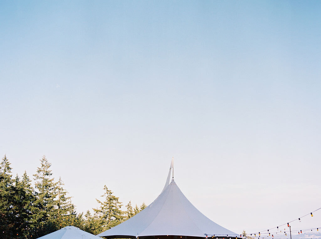 Portland-Oregon-wedding-welcome-party-32040_02