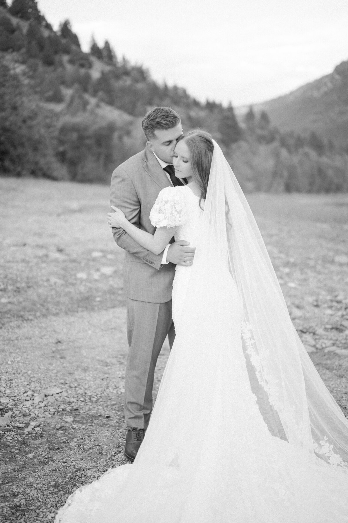 Jamie & Jaxon Bridal (129 of 310)