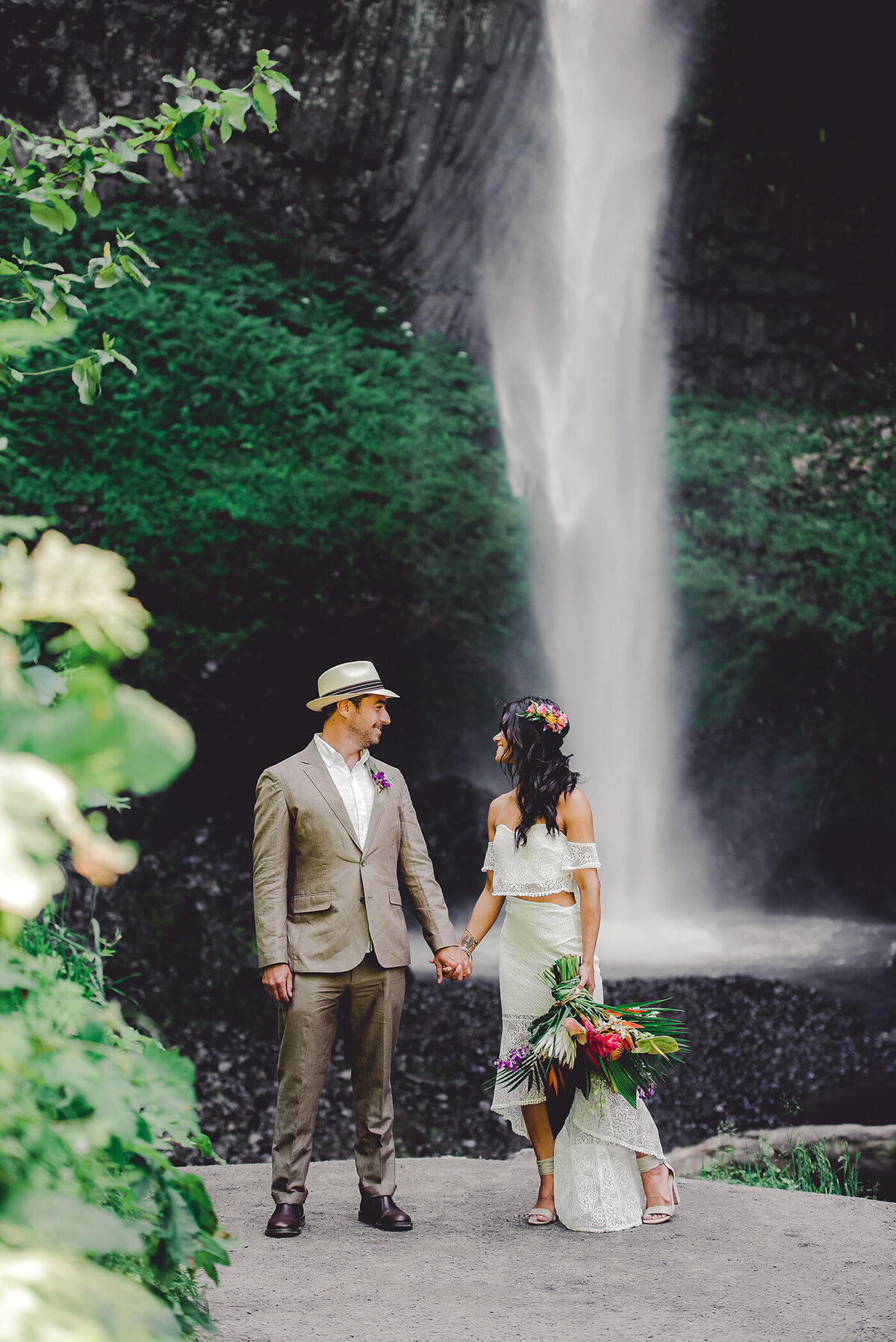 Columbia-gorge-wedding