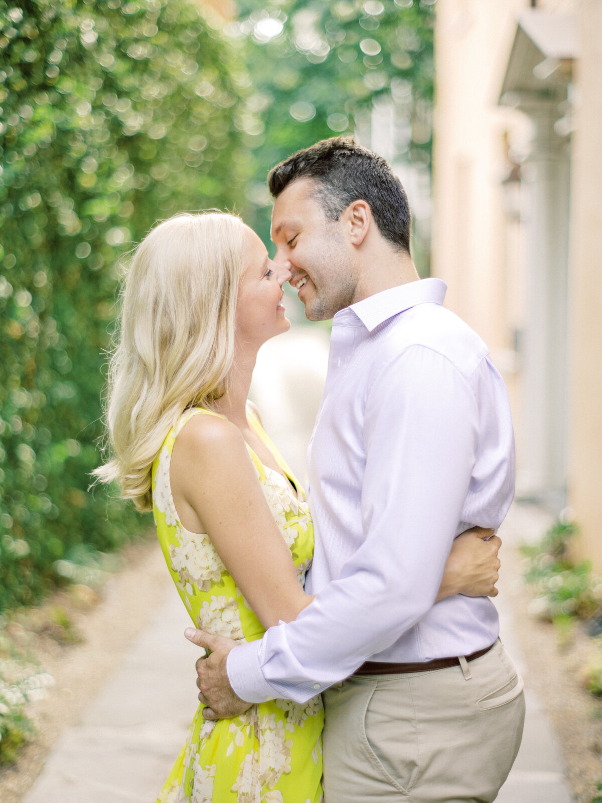 Historic-Charleston-Engagement-session-by-philip-casey-002
