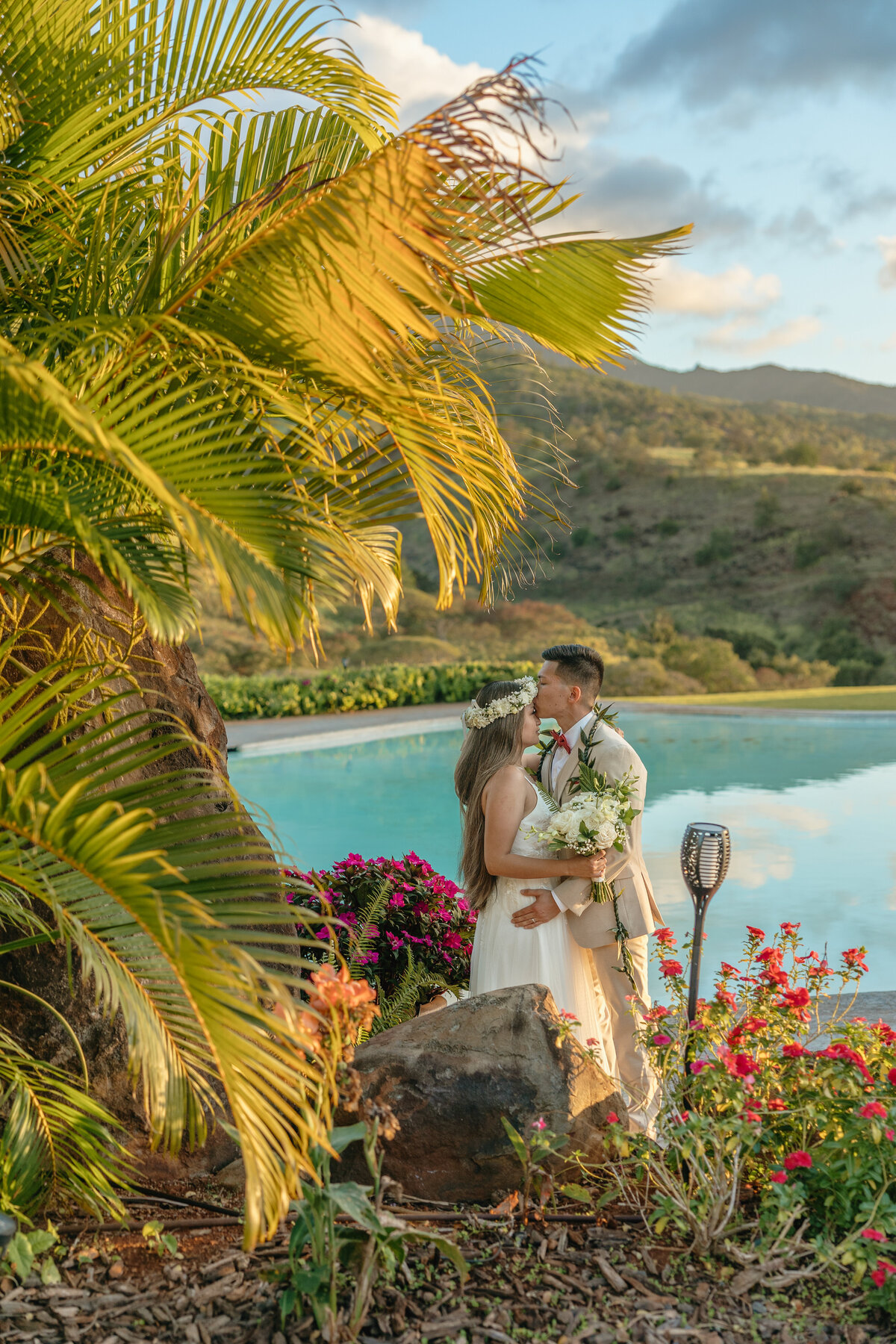 Oahu Hawaii Local Wedding and Elopement Photographer