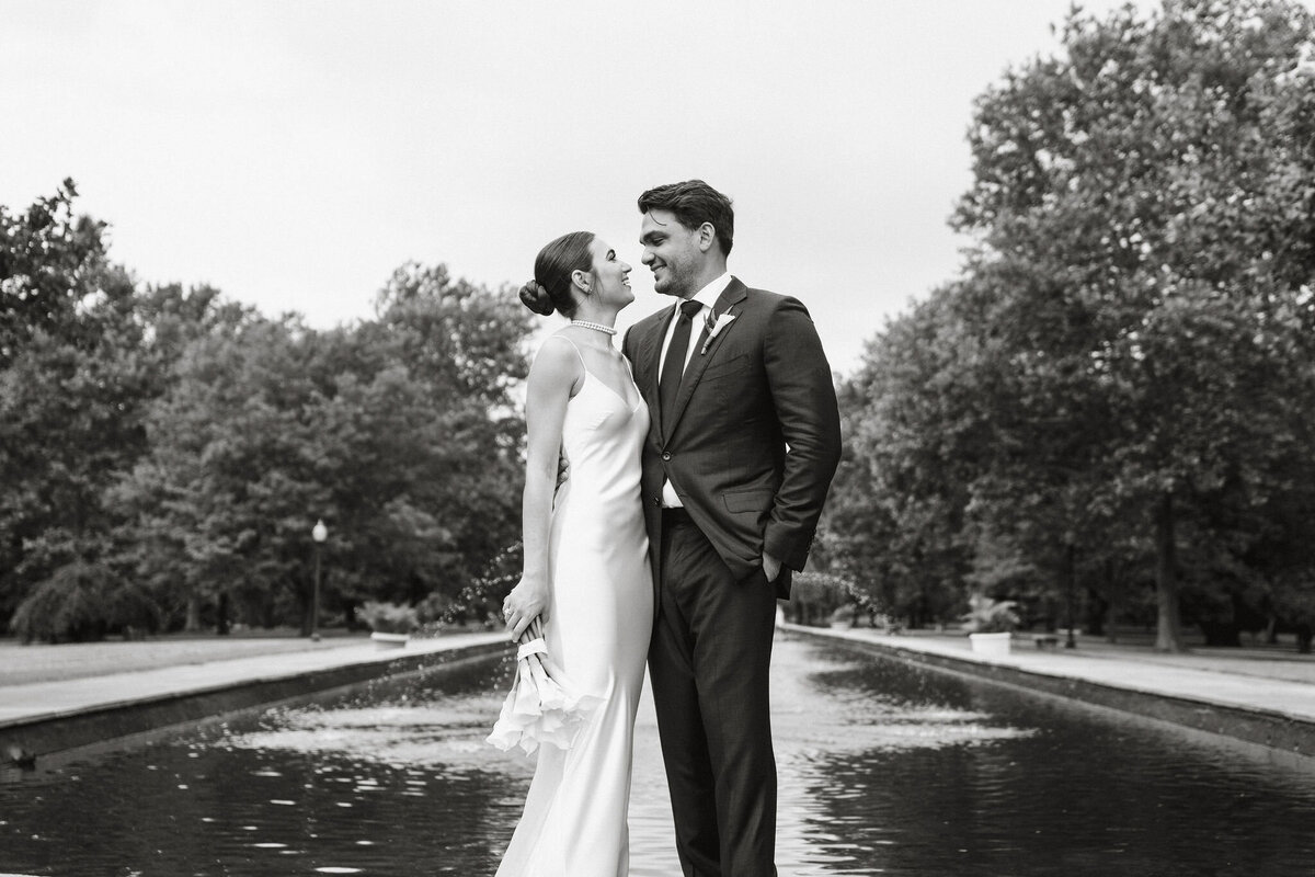 jaclyn-fisher-events-planning-chic-modern-greenhouse-wedding-in-philadelphia-70