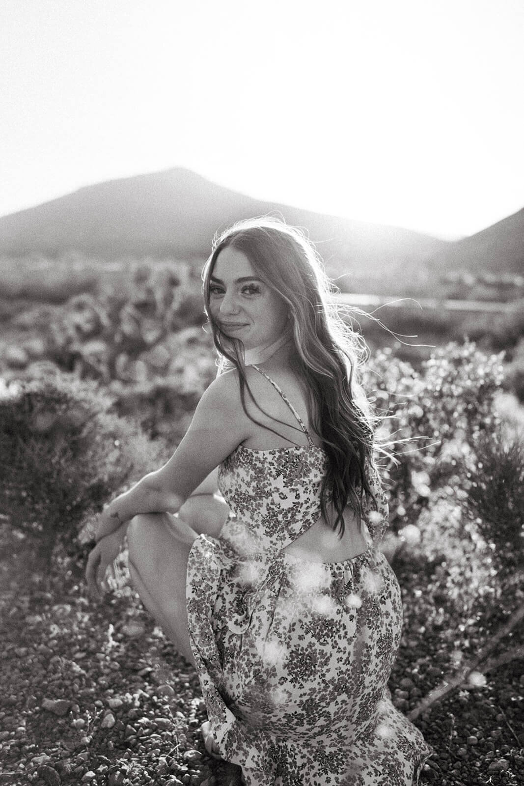 Girls-Portrait-in-the-desert-Rachel-Murray-photography